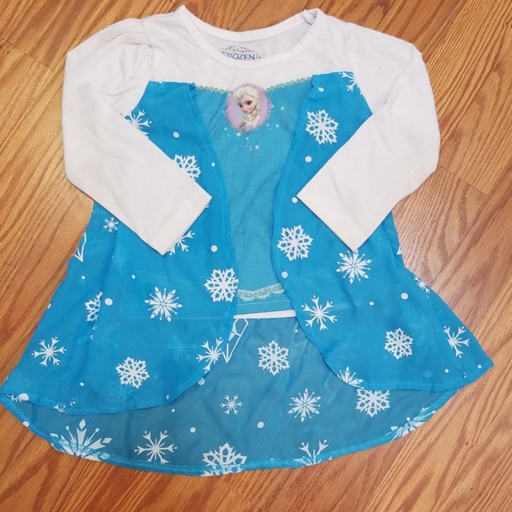 Disney ❄️ Frozen Elsa shirt